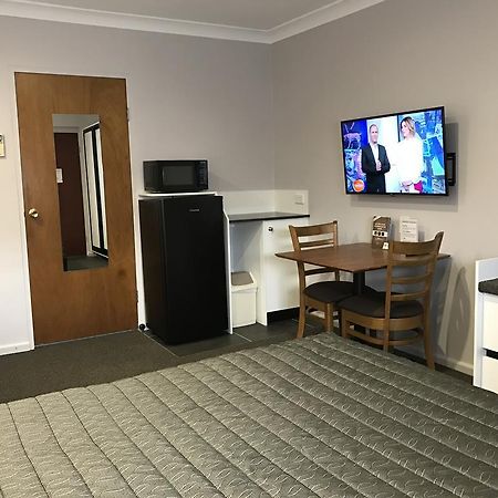 Roydons Motor Inn Tamworth Buitenkant foto