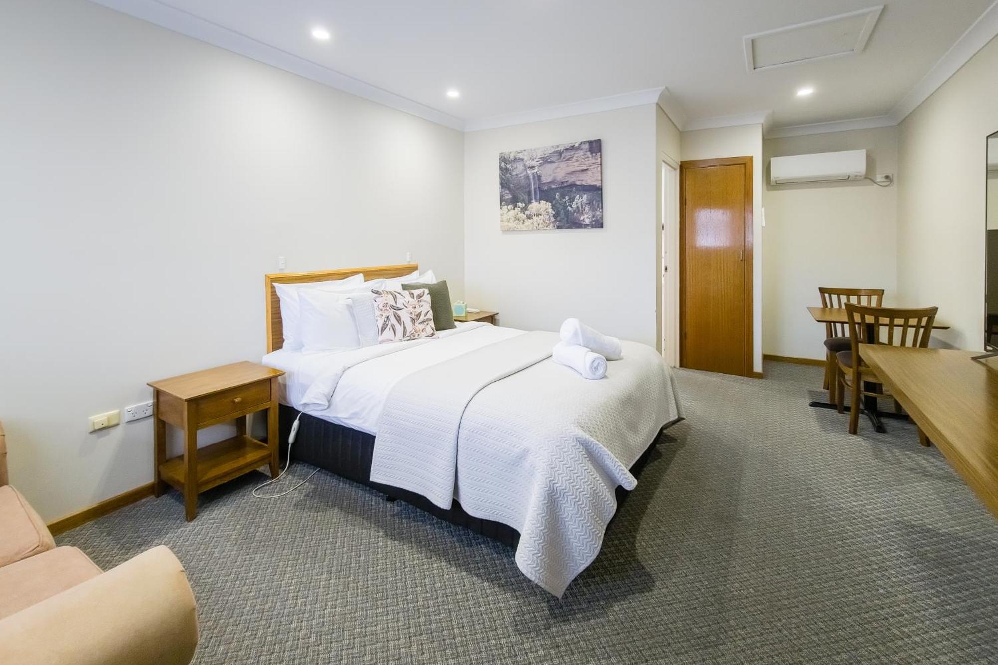 Roydons Motor Inn Tamworth Buitenkant foto
