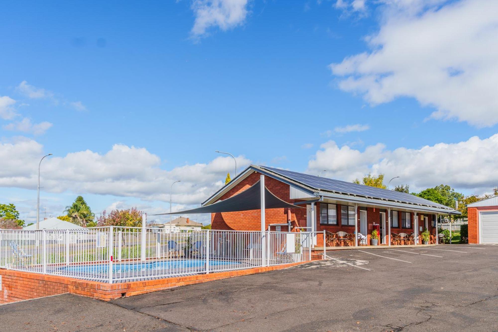 Roydons Motor Inn Tamworth Buitenkant foto